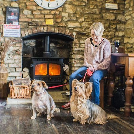 The Royal Oak Hotel Helmsley Eksteriør bilde