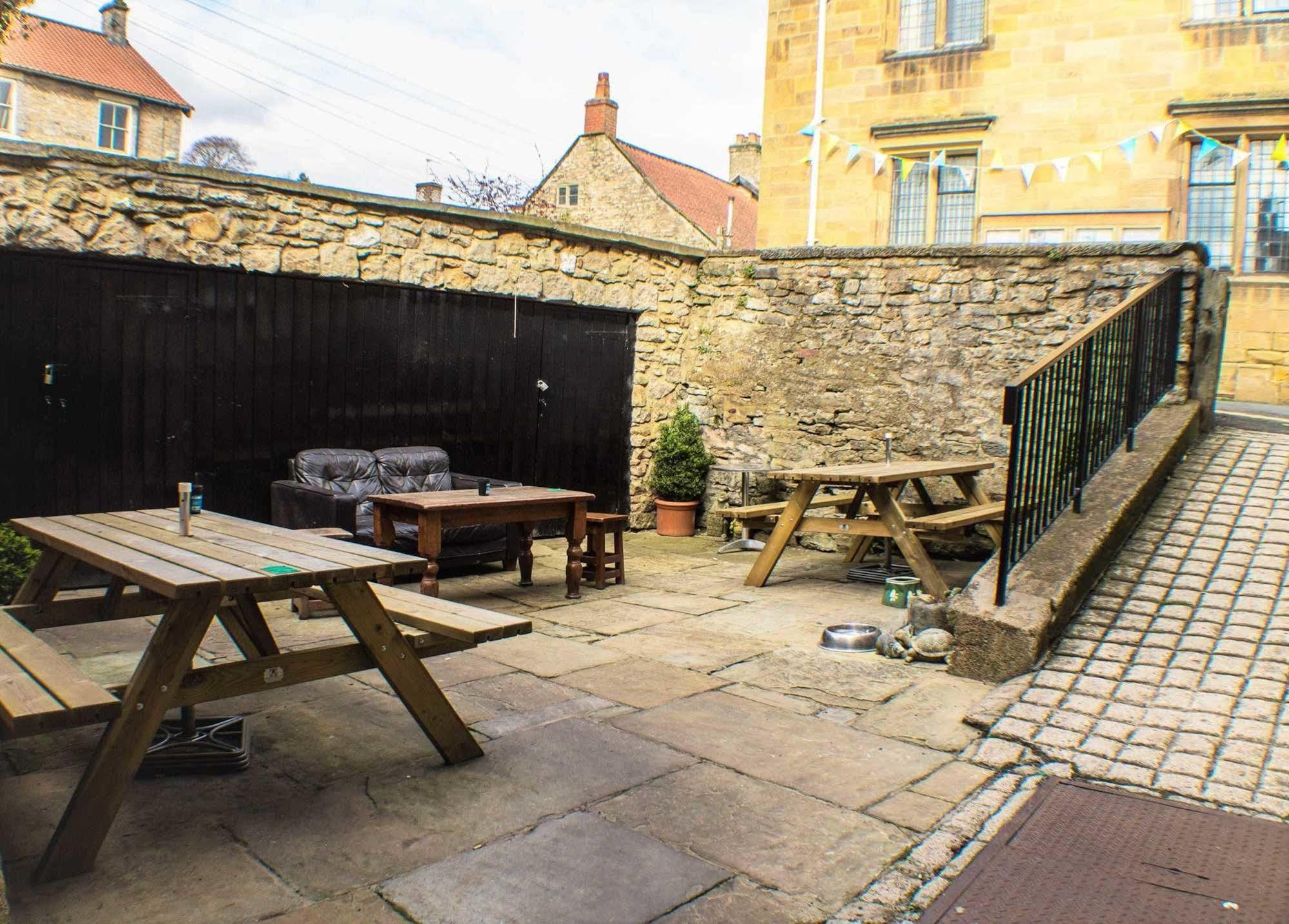 The Royal Oak Hotel Helmsley Eksteriør bilde